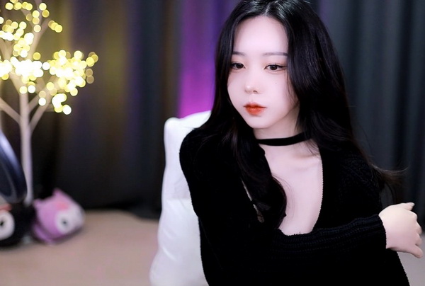 母亲开始慢迎迎合小心孩子